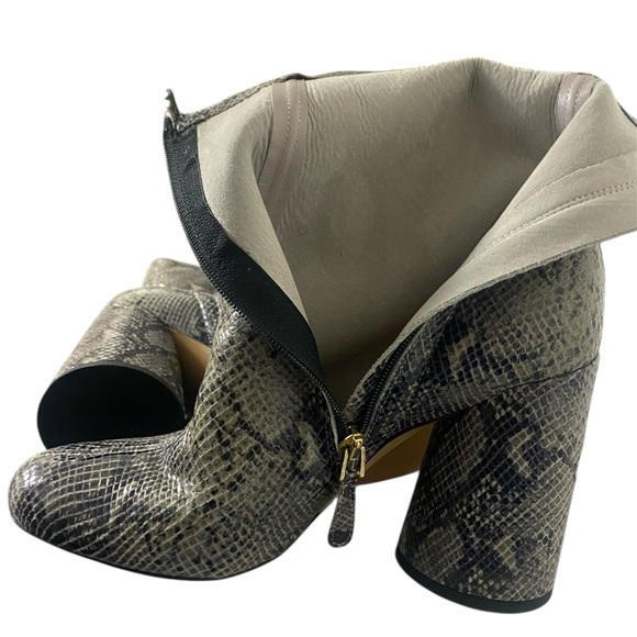 Armani genuine leather, ankle boots, brand new, NO BOX, size 38 (8=US) $275 - Picture 13 of 17